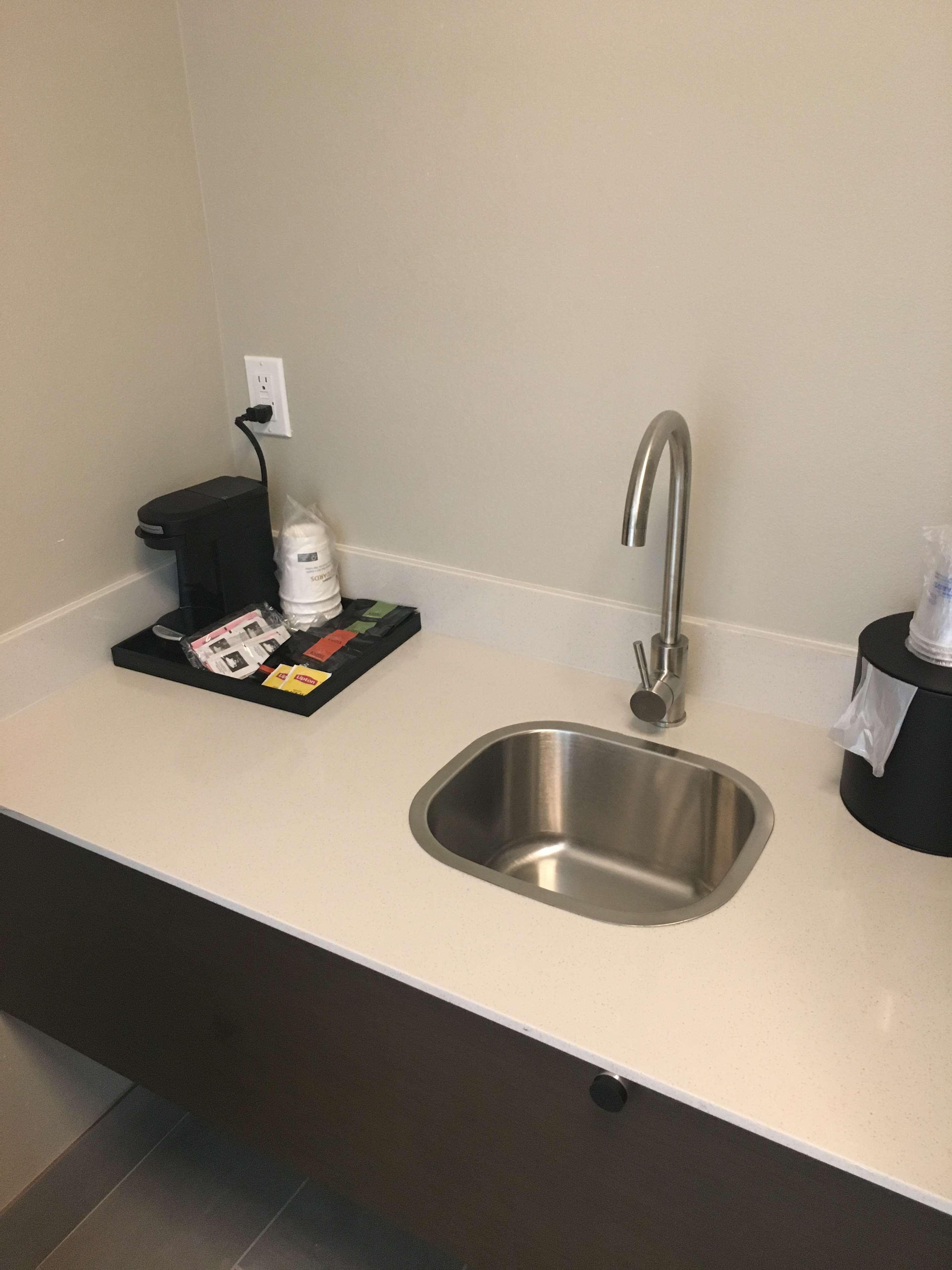 Best Western Plus New Barstow Inn & Suites Exteriör bild