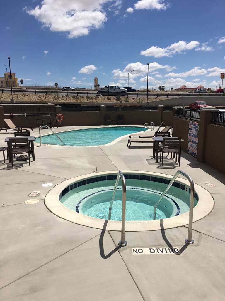 Best Western Plus New Barstow Inn & Suites Bekvämligheter bild