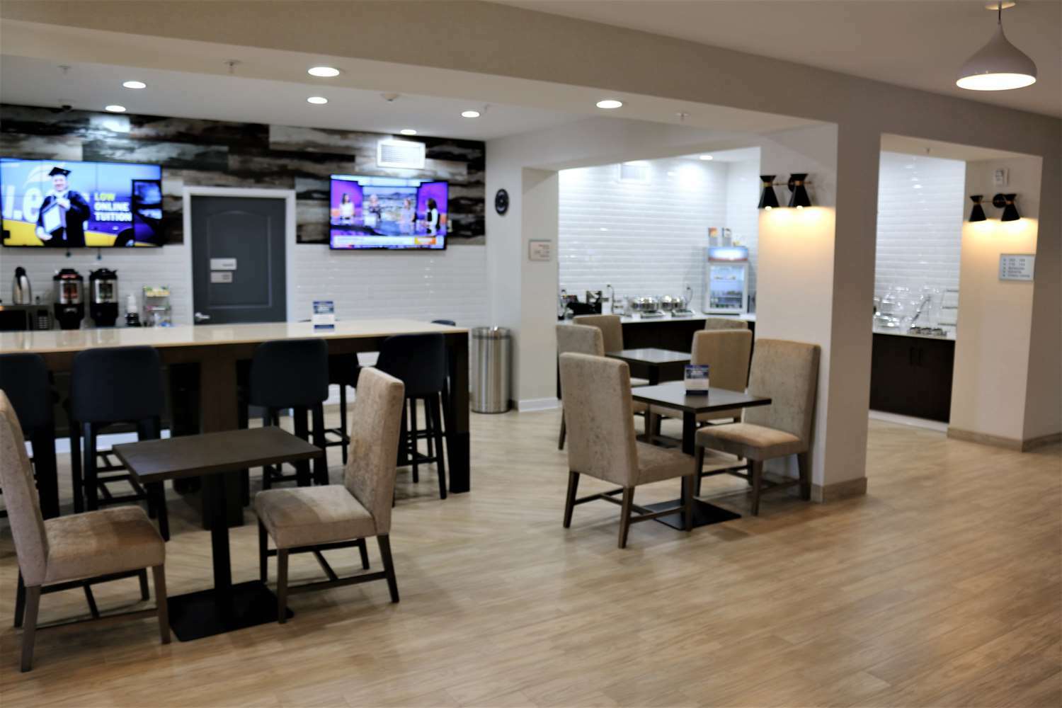 Best Western Plus New Barstow Inn & Suites Exteriör bild