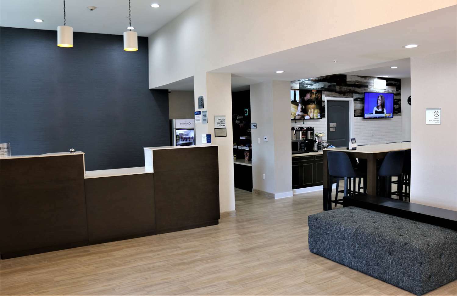 Best Western Plus New Barstow Inn & Suites Exteriör bild